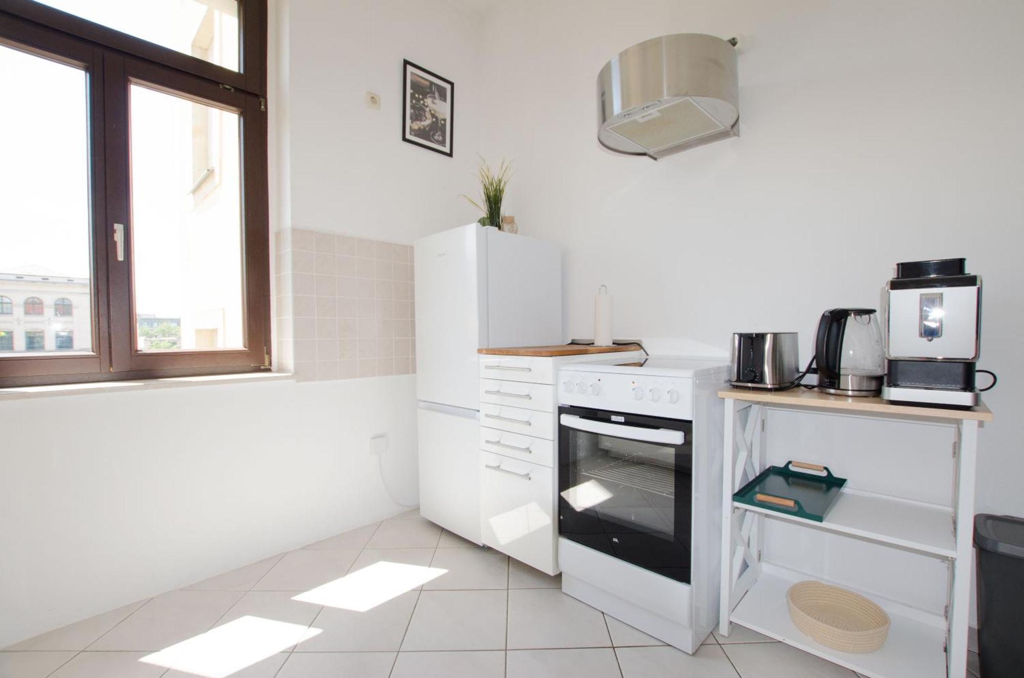 Casarina - Stilvoller Altbau In Zentraler Lage Appartement Dresden Buitenkant foto