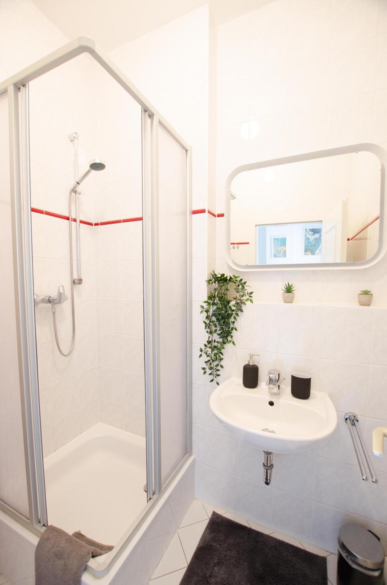 Casarina - Stilvoller Altbau In Zentraler Lage Appartement Dresden Buitenkant foto